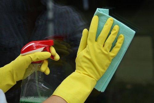 Window cleaning for Kensington homes and period properties