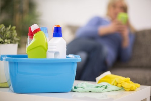 Experienced carpet cleaning team working in a Kensington property